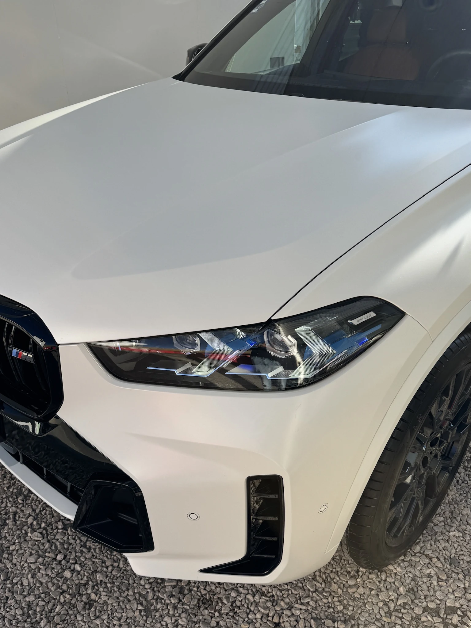 BMW X5 blanco mate
